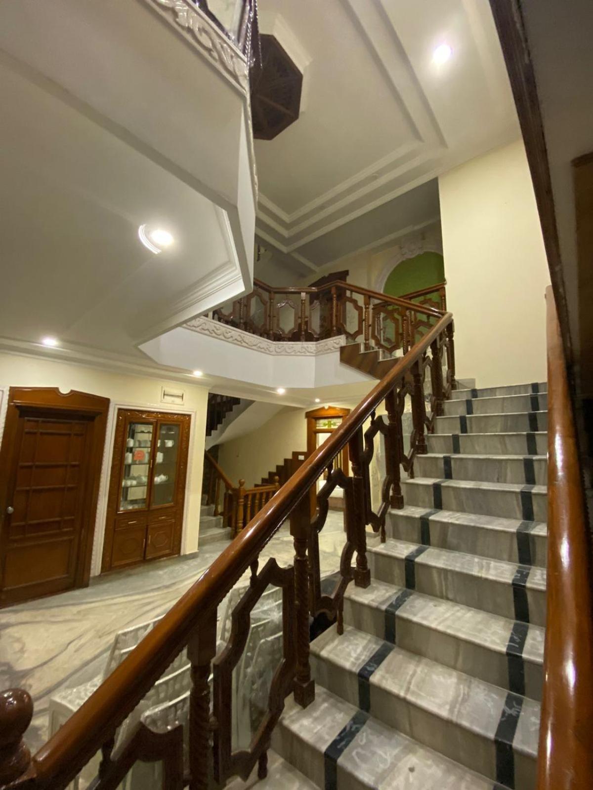 Hotel Kp Suites Metro Χιντεραμπάντ Εξωτερικό φωτογραφία
