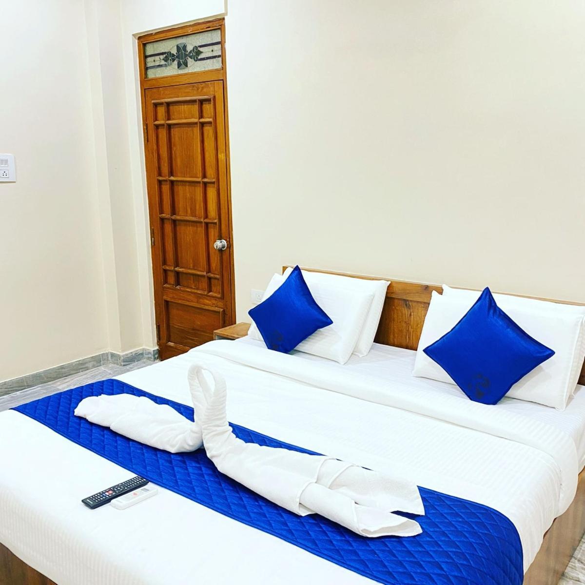 Hotel Kp Suites Metro Χιντεραμπάντ Εξωτερικό φωτογραφία
